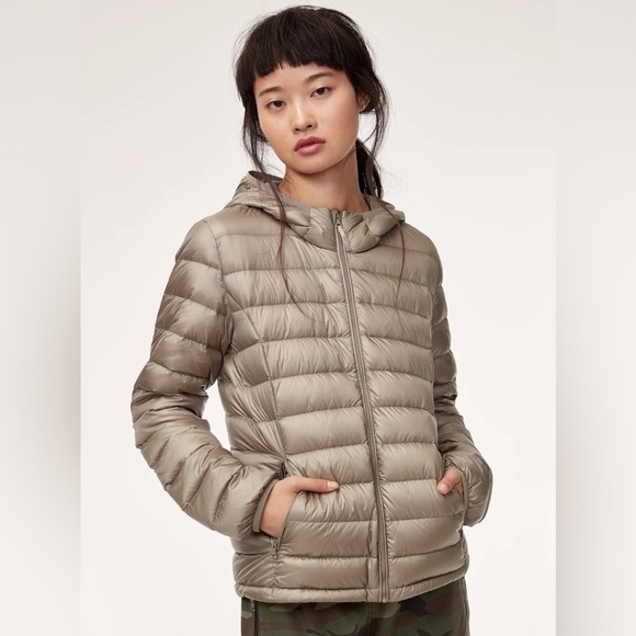 Tna BOTANIE PUFFER JACKET S Packable - Picture 1 of 7